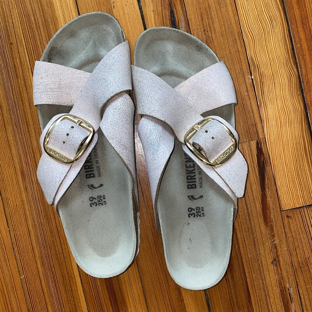 Birkenstock Siena Big Buckle Sandal EU39/US 8 in Shimmery Gold/Tan - Picture 3 of 15